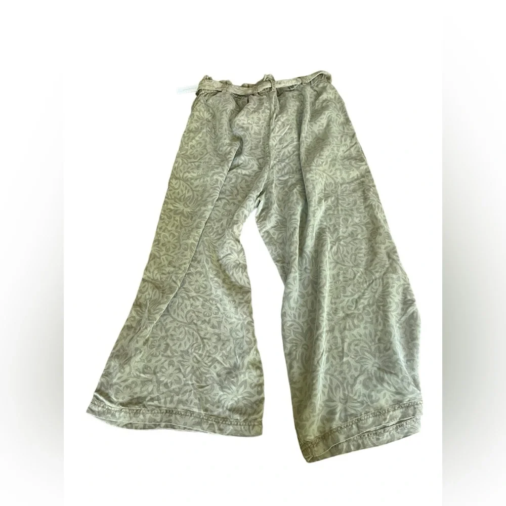 Anthropolgie Pilcro Paperbag Waist Drapey Green Trousers Size XL‎ NWT